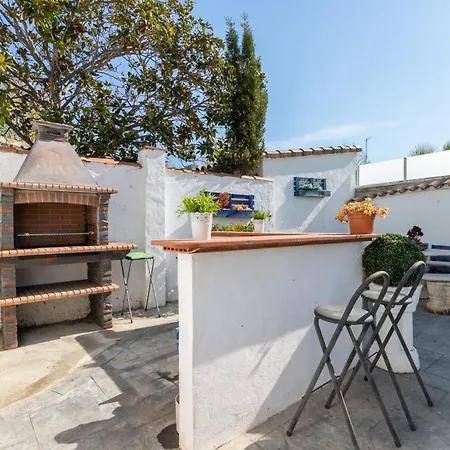 Holiday home Goldhome - Casa 4 Habitaciones, Piscina Privada Climatizada Empuriabrava