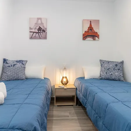 Goldhome - Casa 4 Habitaciones, Piscina Privada Climatizada Holiday home