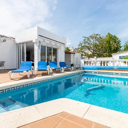 Holiday home Goldhome - Casa 4 Habitaciones, Piscina Privada Climatizada